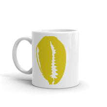 Load image into Gallery viewer, Gold Cowrie mug
